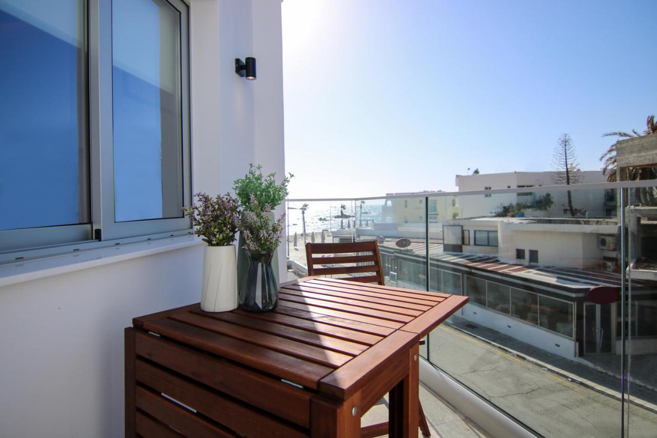 Ferienwohnung Phaedrus Living: Seaside Luxury Flat Lighthouse 69 Paphos Exterior foto